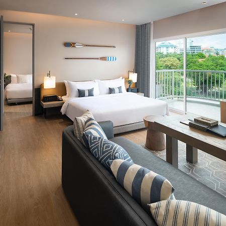 Hotel Cross Pattaya Pratamnak Esterno foto